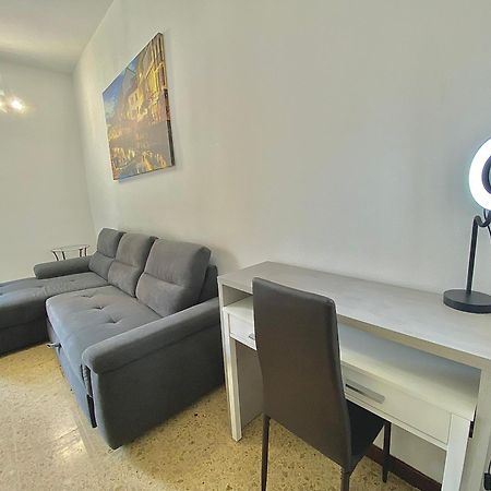 Navigli Style, Tra Metropolitana Famagosta, Comfort E Modernita Milão Exterior foto