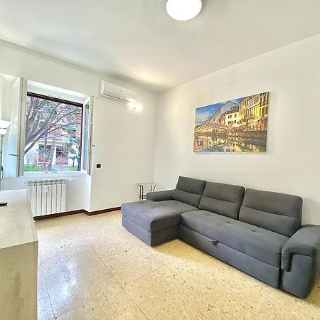 Navigli Style, Tra Metropolitana Famagosta, Comfort E Modernita Milão Exterior foto